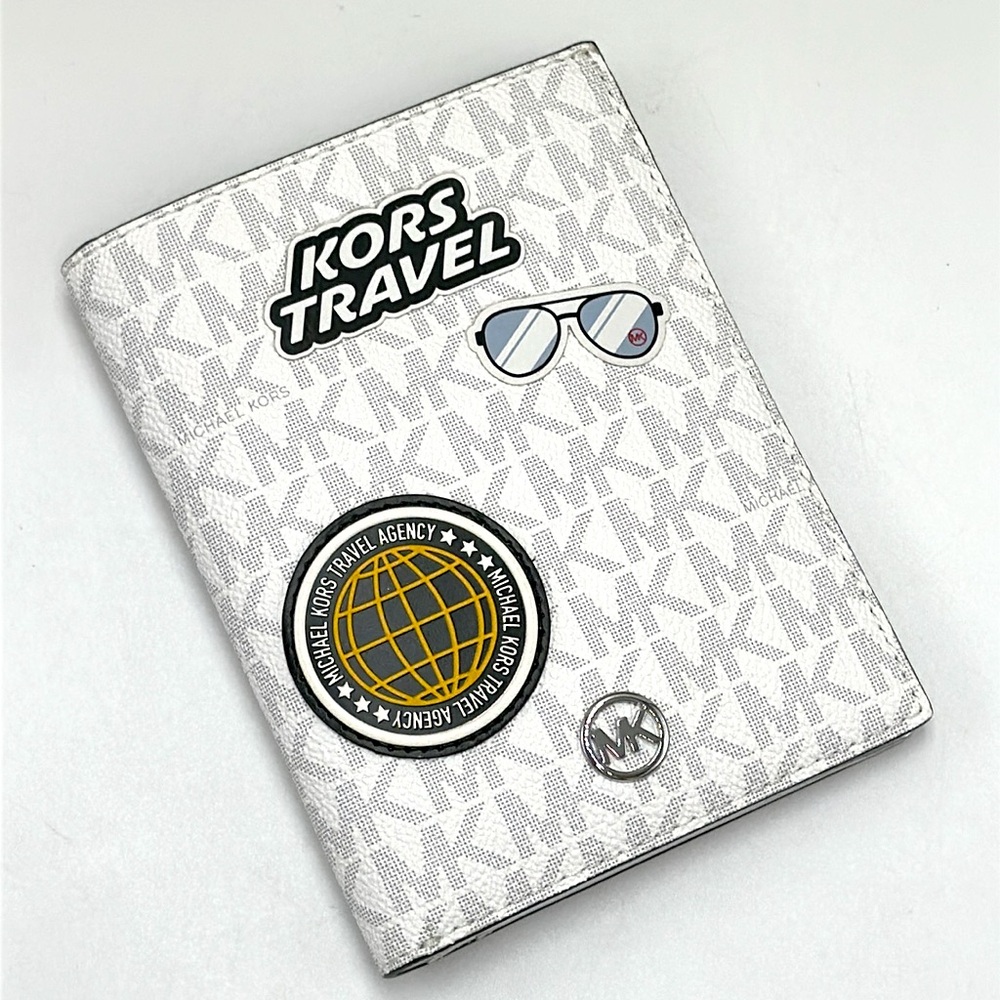 Michael Kors White Travel Passport Cover with Patches - Picture 4 of 10